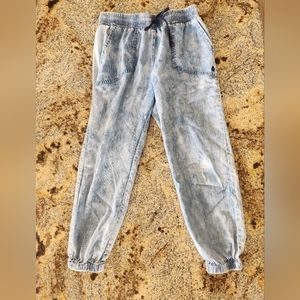 Womens Volcom pants medium